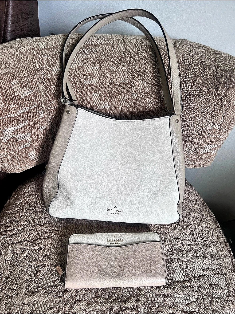 Kate Spade White & Tan Shoulder Bag with Wallet ~ cute combo! 🤍